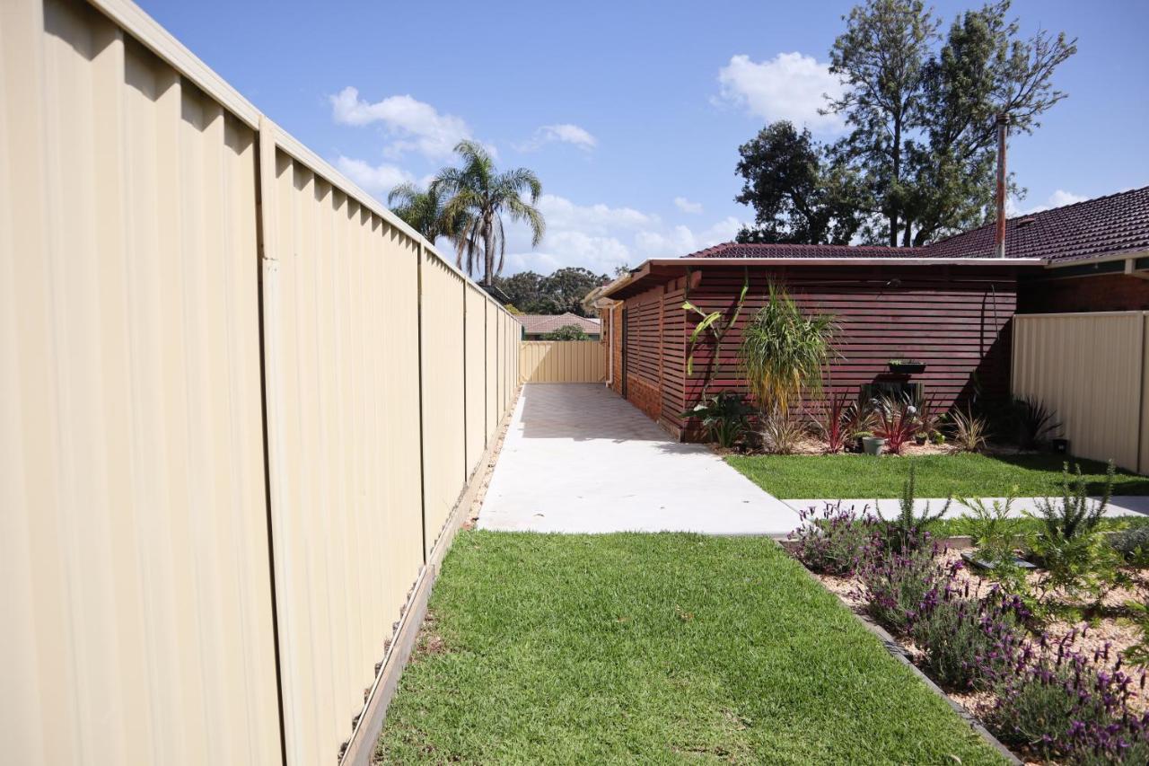 Lakeside Residence Raymond Terrace Exterior photo