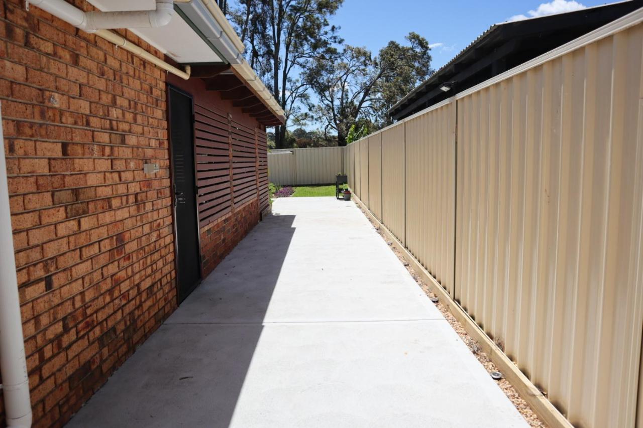 Lakeside Residence Raymond Terrace Exterior photo